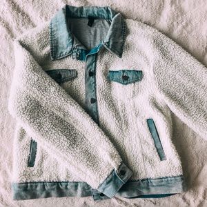 sherpa + denim jacket !!!